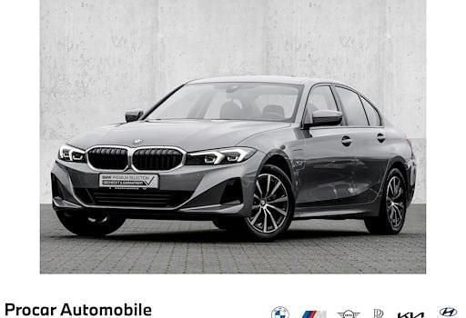 Gebraucht BMW 320e Shadowline 204 PS (150 kW) 2022 Grau Limousine