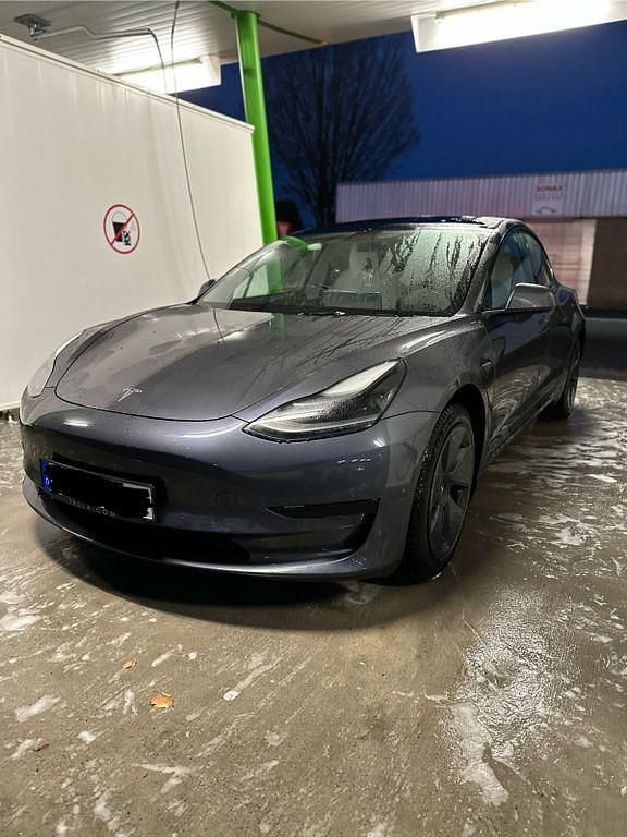 Gebraucht Tesla Model 3 Standard Range Plus 239 kW (325 PS) 2021 Grau Limousine