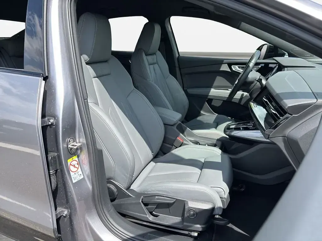 Gebraucht Audi Q4 Sportback e-tron Edition .1 219 kW (299 PS) 2023 Taifungrau metallic SUV
