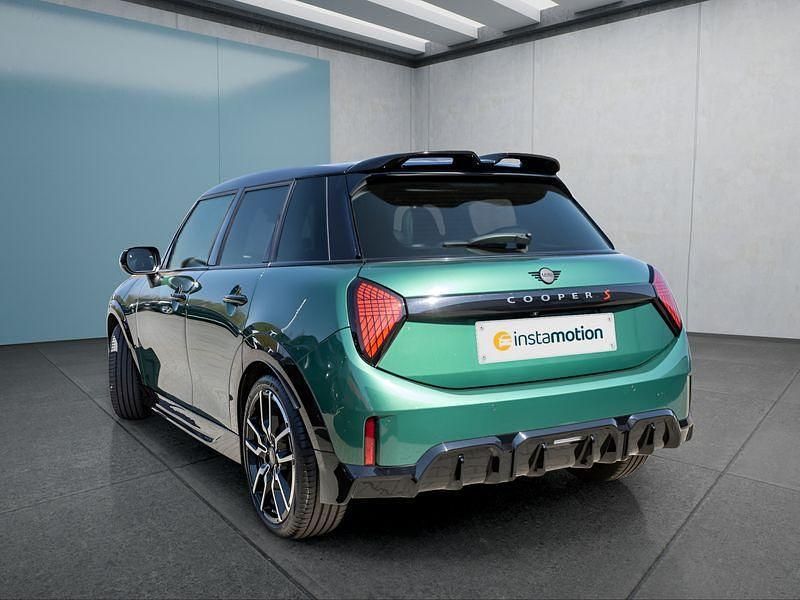 Second-hand Mini Cooper S 204 CP (150 kW) 2025 Verde Hatchback