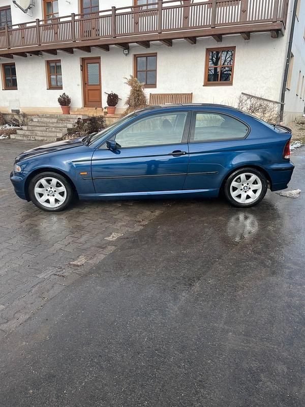 Gebraucht BMW 316 116 PS (85 kW) 2004 Blau Limousine