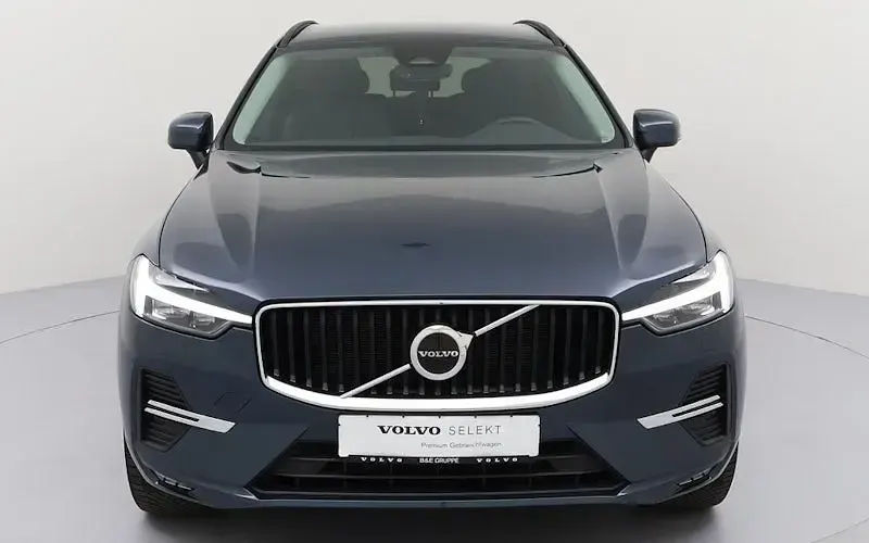 Gebraucht Volvo XC60 Core 197 PS (144 kW) 2023 Blau SUV