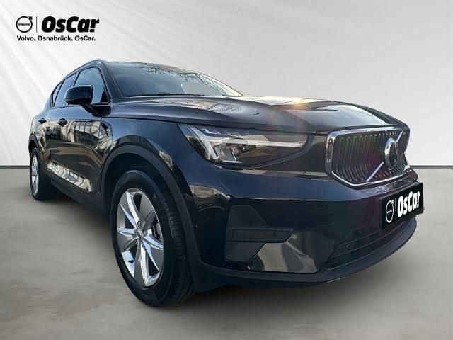 Schwarz Gebraucht 2025 Volvo XC40 Core SUV | 34.770 € (Guter Preis) - Bild 1/4