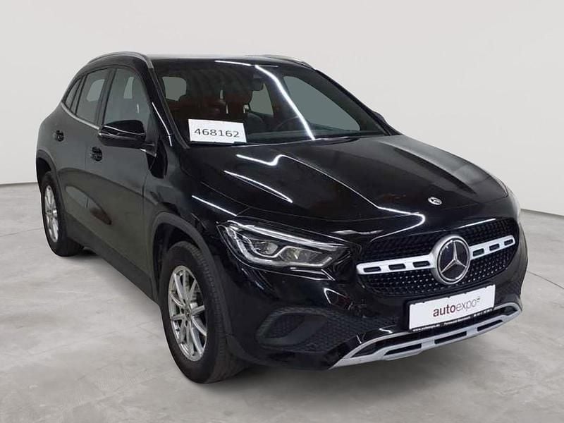 Gebraucht Mercedes GLA200 150 PS (110 kW) 2023 SUV