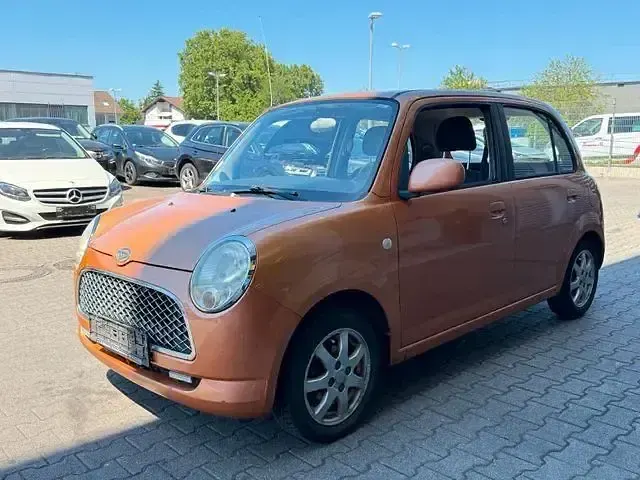 Gebraucht Daihatsu Trevis 58 PS (42 kW) 2006 Orange Kleinwagen