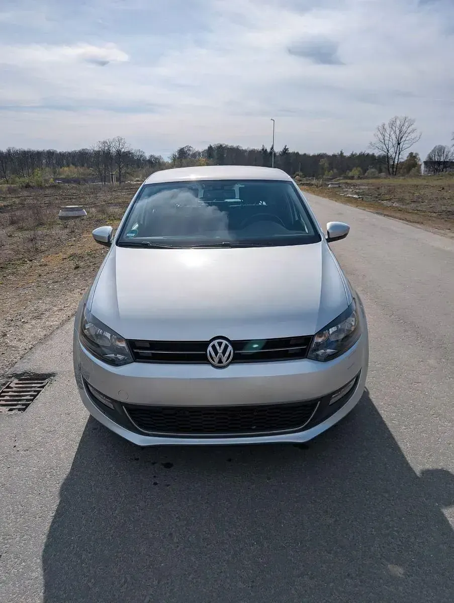 Gebraucht VW Polo Life 69 PS (50 kW) 2014 Silber Kleinwagen