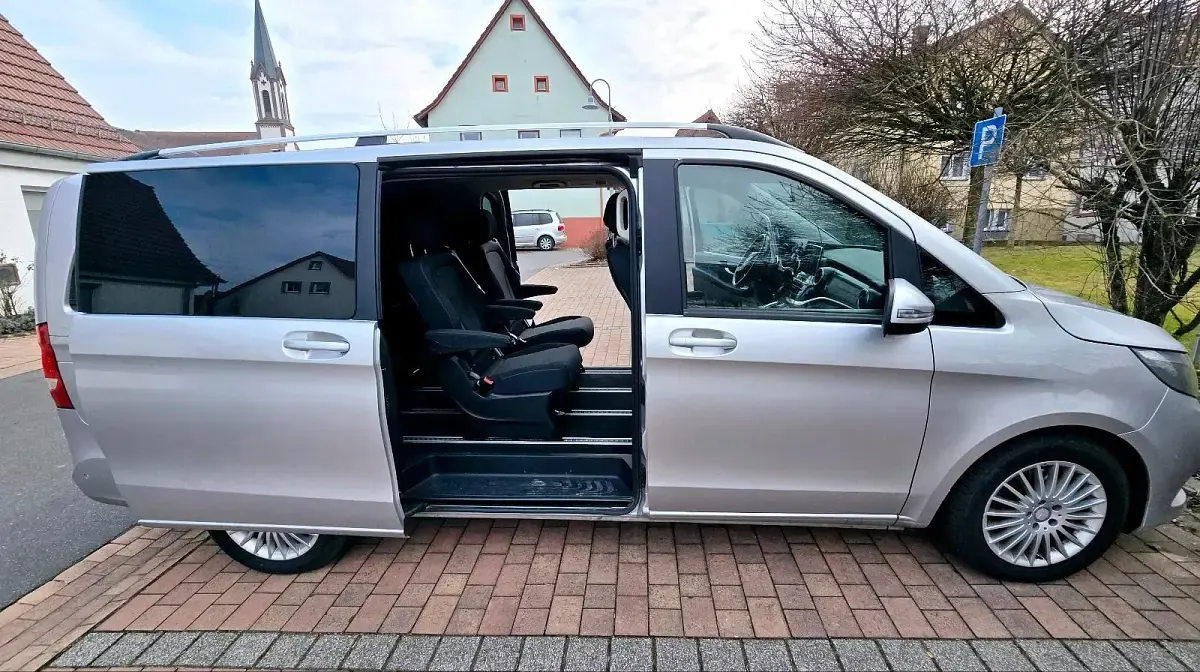 Gebraucht Mercedes V250 190 PS (139 kW) 2017 Van / Kleinbus