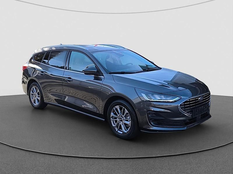 Gebraucht Ford Focus Titanium 2023 Magneticgrau
