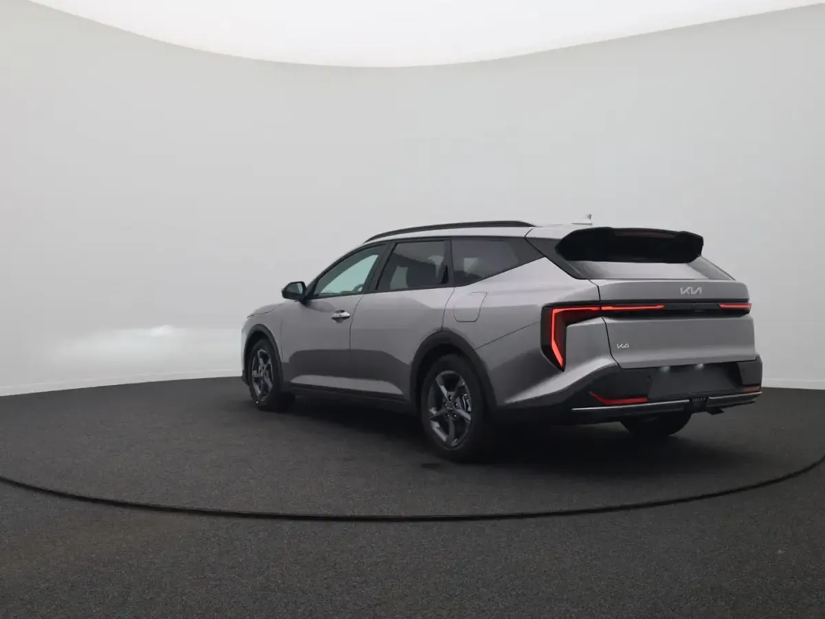 Neu Kia K4 Vision 116 PS (85 kW) 2026 Stahlgrau metallic Kombi
