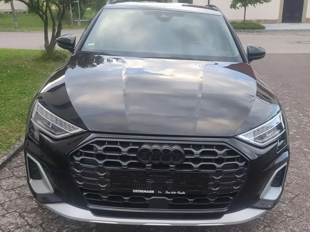 Gebraucht Audi A3 150 PS (110 kW) 2024 Mythosschwarz metallic Limousine