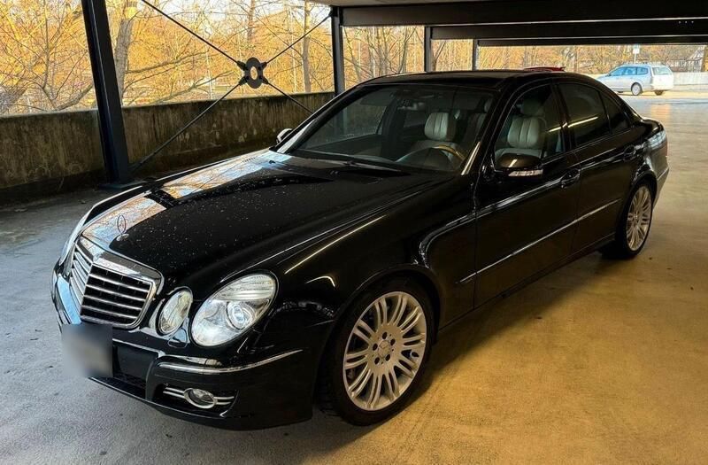 Schwarz Gebraucht 2007 Mercedes E350 Avantgarde Limousine | 7.898 € (Fairer Preis) - Bild 1/4