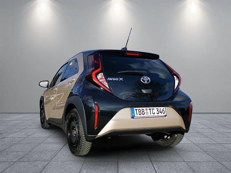 Gebraucht Toyota Aygo X 72 PS (52 kW) 2025 Beige SUV