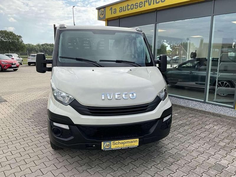 Gebraucht Iveco Daily 116 PS (85 kW) 2017 Grau Van / Kleinbus