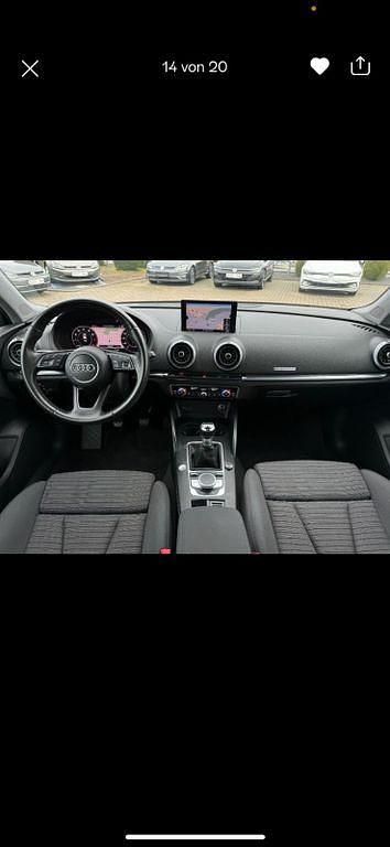 Schwarz Gebraucht 2019 Audi A3 Design Limousine | 17.500 € (Fairer Preis) - Bild 1/4