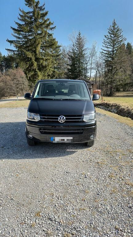 Second-hand VW T5 179 CP (131 kW) 2015 Negru Van