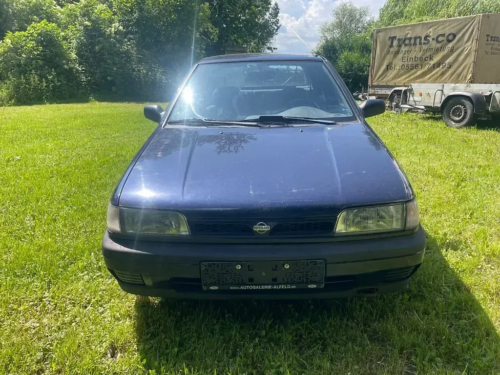 Gebraucht Nissan Sunny 75 PS (55 kW) 1992 Blau Limousine