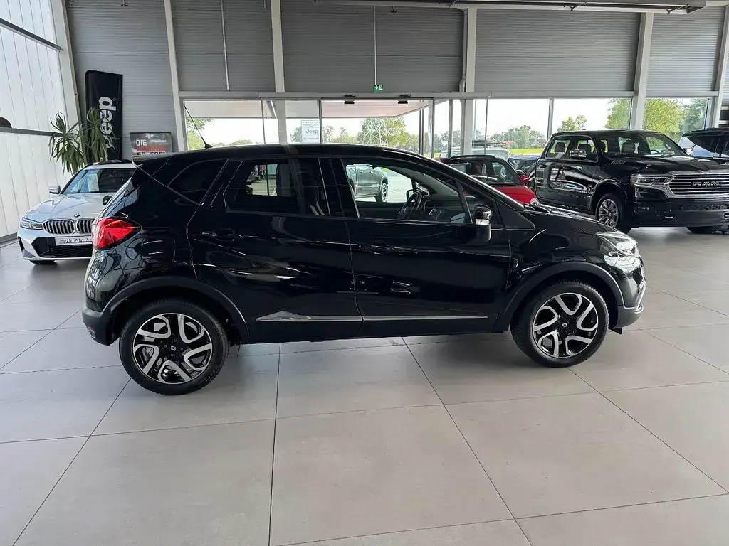 Gebraucht Renault Captur Intens 118 PS (86 kW) 2016 Schwarz SUV