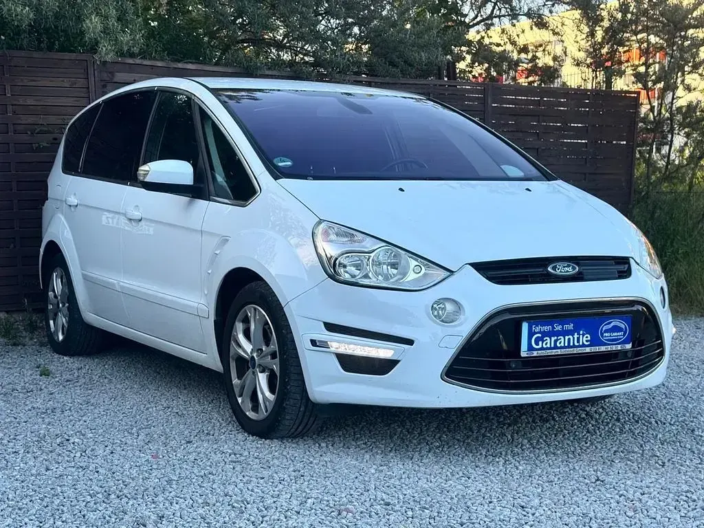 Gebraucht Ford S-MAX Titanium 163 PS (119 kW) 2013 Weiß Van / Kleinbus