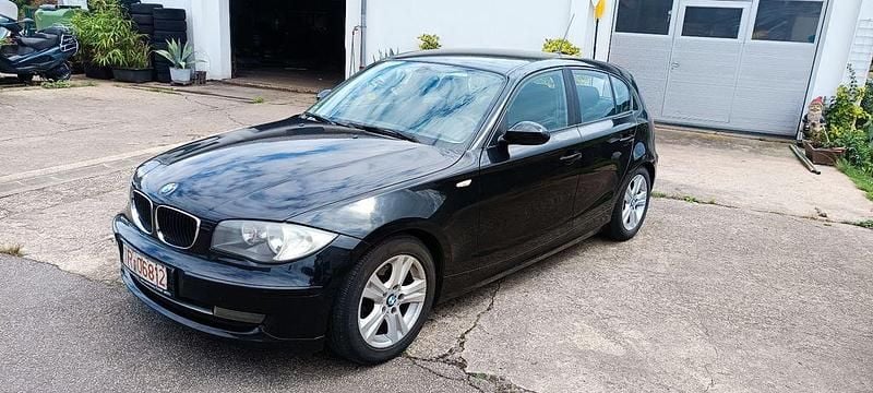 Schwarz Gebraucht 2008 BMW 116 Kleinwagen | 1.999 € (Superpreis) - Bild 1/4