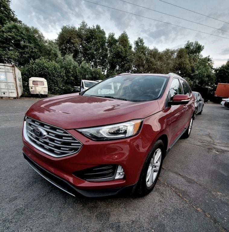 Rot Gebraucht 2020 Ford Edge Titanium SUV | 21.999 € (Guter Preis) - Bild 1/4