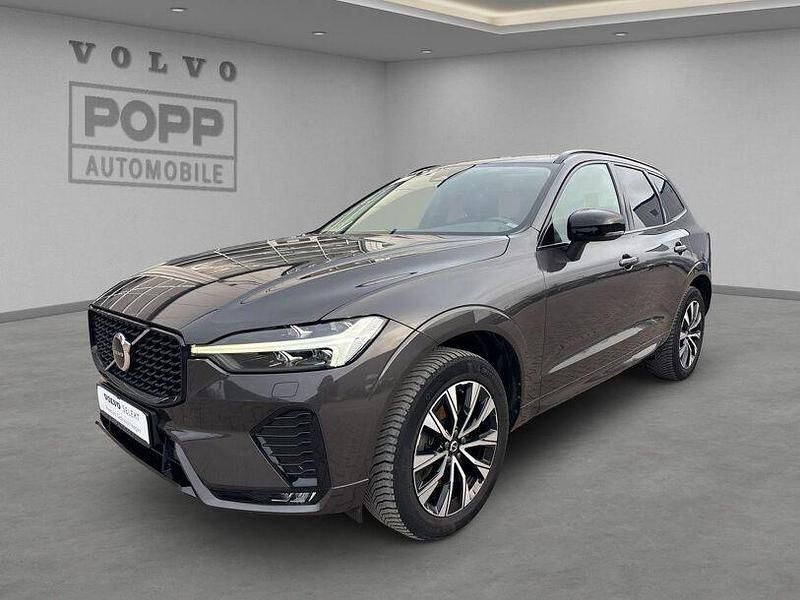 Gebraucht Volvo XC60 Plus 197 PS (144 kW) 2023 Platinum grey / metallic SUV