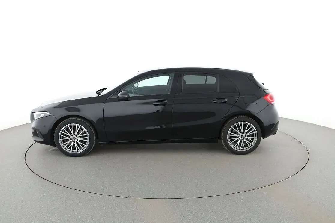 Gebraucht Mercedes A250 Progressive 102 PS (75 kW) 2022 Schwarz Limousine