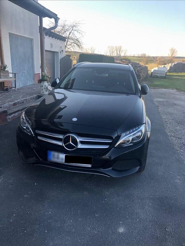 Gebraucht Mercedes C250 204 PS (150 kW) 2016 Schwarz Kombi