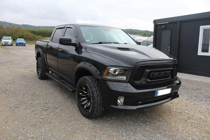 Schwarz Gebraucht 2017 Dodge Ram Abholung | 29.900 € (Superpreis) - Bild 1/4
