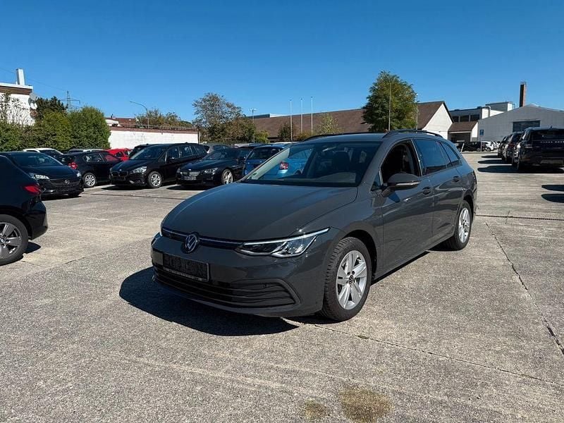 Grau Gebraucht 2023 VW Golf VIII Life Kombi | 17.000 € (Fairer Preis) - Bild 1/4
