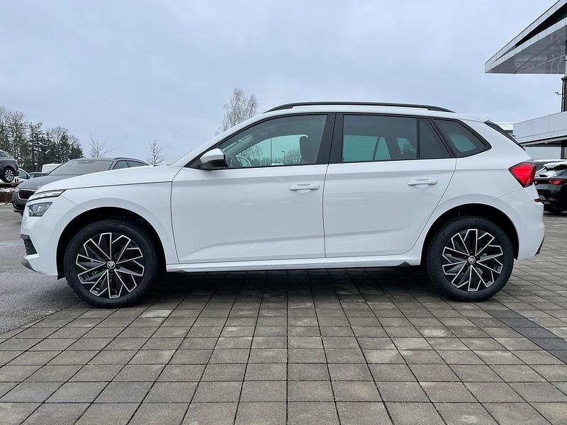 Gebraucht Skoda Kamiq Style 110 PS (80 kW) 2023 Blackmagic perleffekt/schwarz SUV