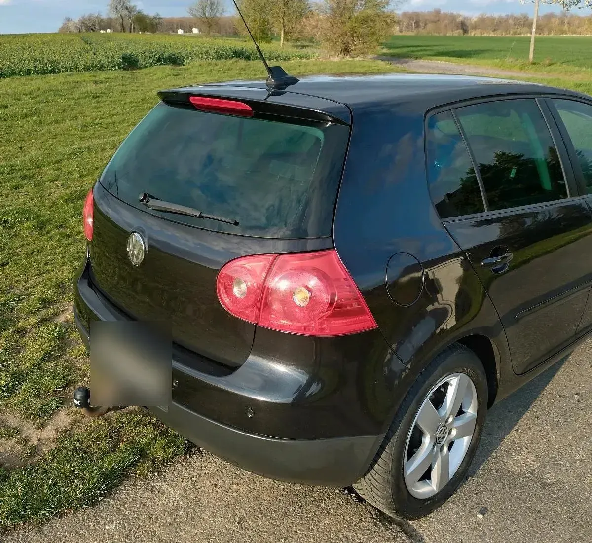 Usata VW Golf VI 140 CV (102 kW) 2008 Nero Utilitaria