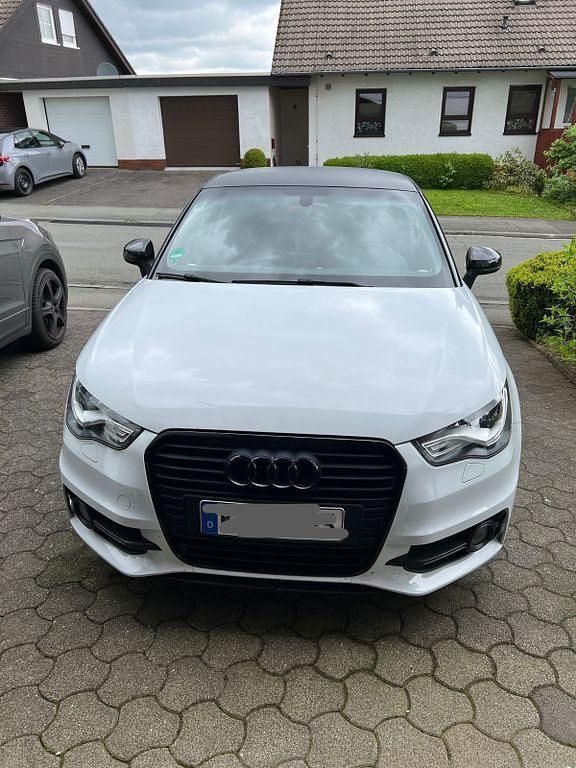 Gebraucht Audi A1 Ambition 122 PS (89 kW) 2012 Weiß Kleinwagen