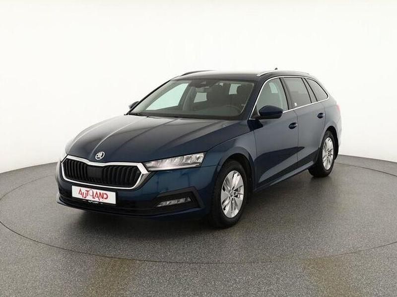 Blau Gebraucht 2023 Skoda Octavia Kombi | 22.890 € (Guter Preis) - Bild 1/4