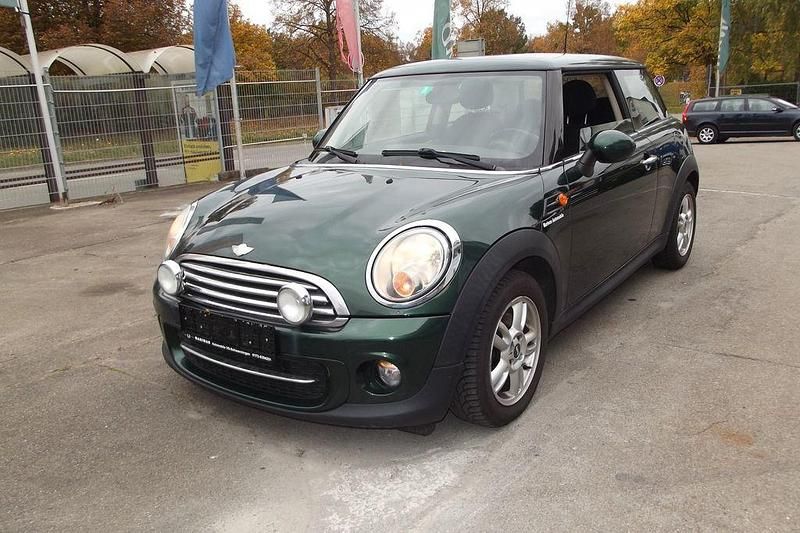 Grün Gebraucht 2010 Mini Cooper Kleinwagen | 2.950 € (Fairer Preis) - Bild 1/4