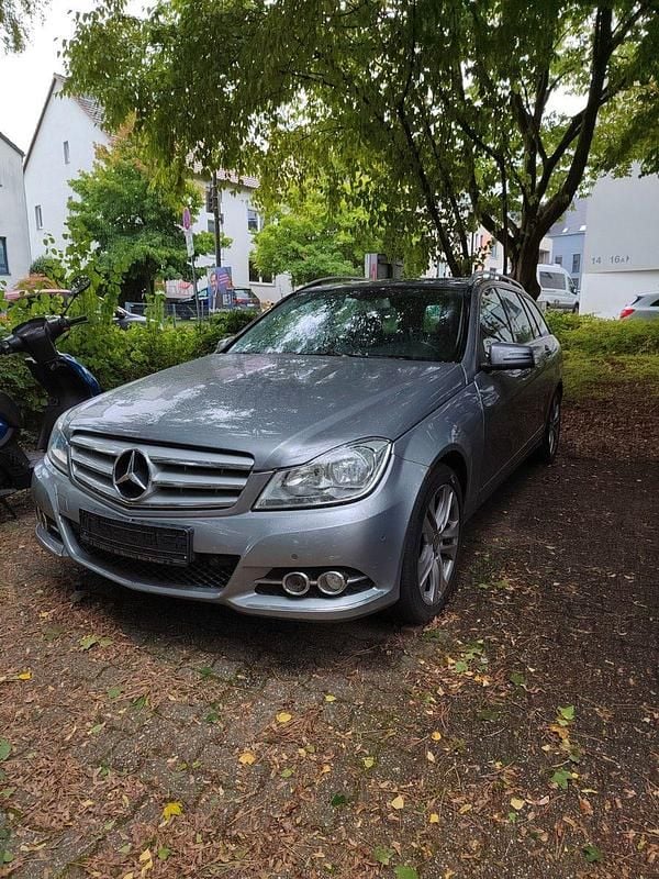 Grau Gebraucht 2012 Mercedes C200 Avantgarde Kombi | 4.500 € (Guter Preis) - Bild 1/4