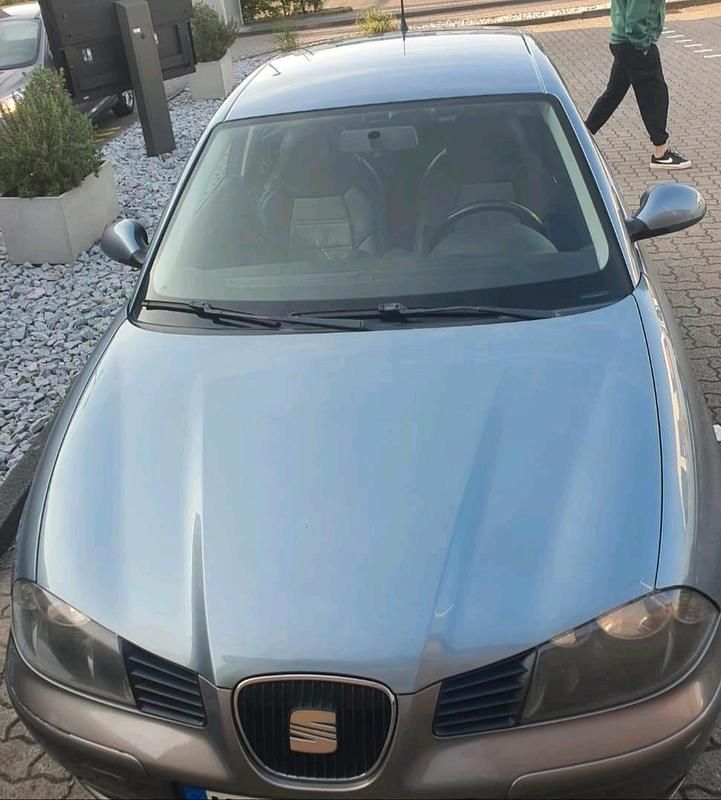 Blau Gebraucht 2007 Seat Ibiza Kleinwagen | 2.499 € - Bild 1/4