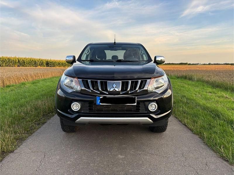 Schwarz Gebraucht 2019 Mitsubishi L200 Abholung | 16.700 € (Fairer Preis) - Bild 1/4