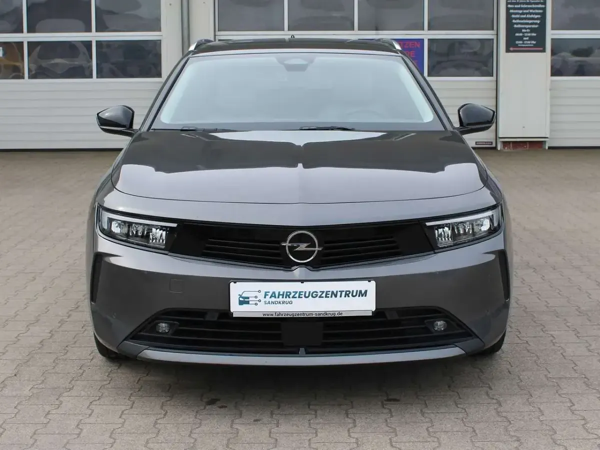 Usata Opel Astra Elegance 131 CV (96 kW) 2024 Grigio Utilitaria