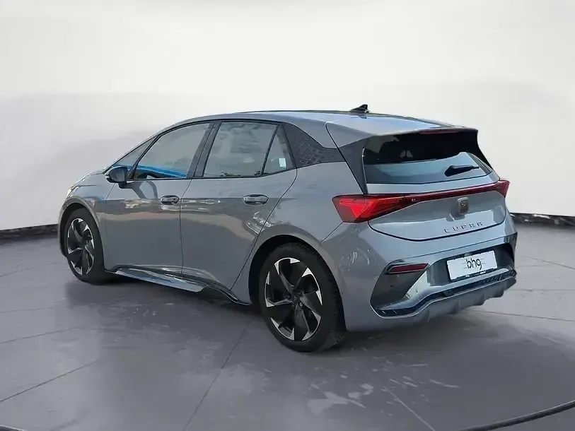 Gebraucht Cupra Born 150 kW (204 PS) 2024 Vaporgrau Kleinwagen