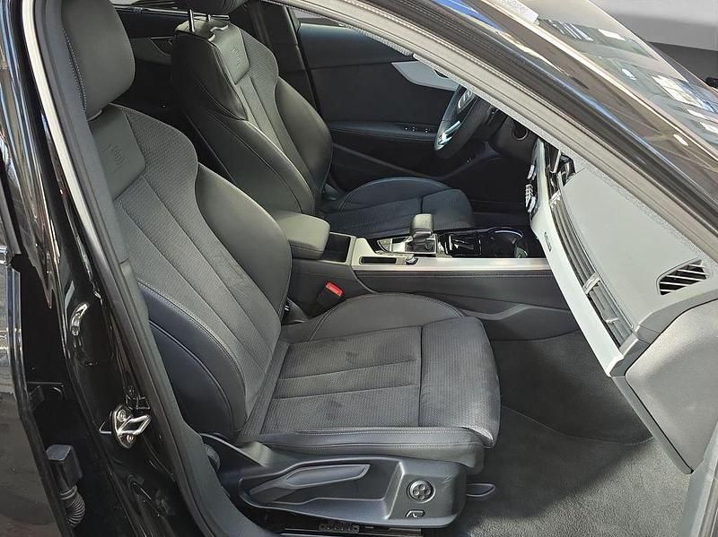 Gebraucht Audi A4 S-Line 204 PS (150 kW) 2025 Schwarz Kombi