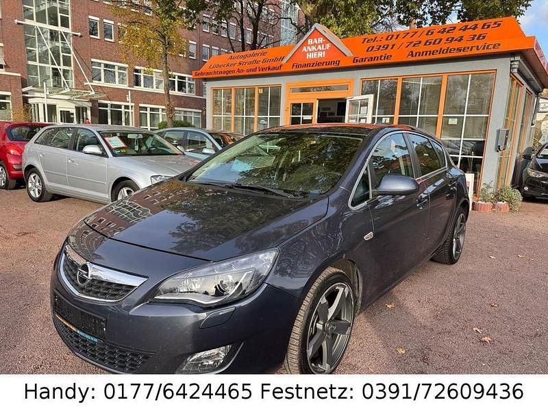 Blau Gebraucht 2010 Opel Astra Limousine | 3.690 € (Fairer Preis) - Bild 1/4