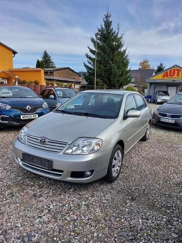 Silber Gebraucht 2004 Toyota Corolla Sol Limousine | 4.499 € (Etwas zu teuer) - Bild 1/4