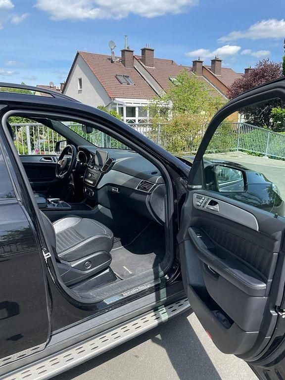 Gebraucht Mercedes GLE350 258 PS (189 kW) 2015 Schwarz SUV