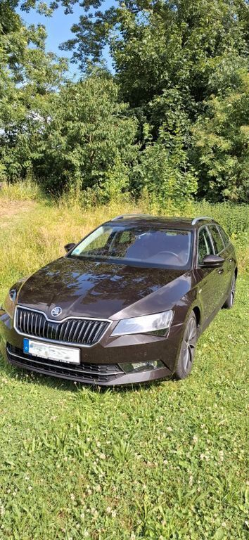 Braun Gebraucht 2016 Skoda Superb LAURIN & KLEMENT Kombi | 14.700 € (Guter Preis) - Bild 1/4