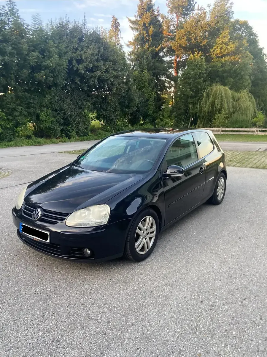 Gebraucht VW Golf V 140 PS (102 kW) 2008 Schwarz Kleinwagen