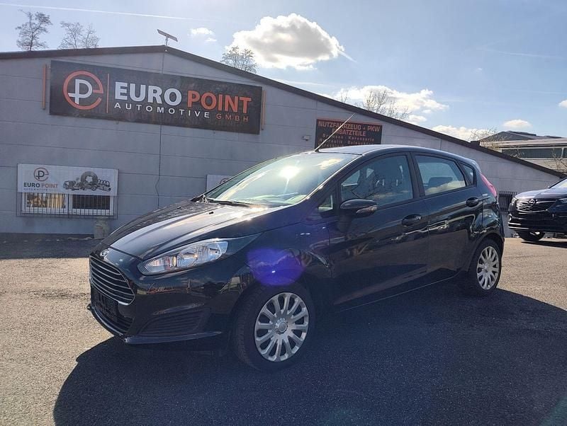 Gebraucht Ford Fiesta Trend 80 PS (58 kW) 2015 Schwarz Kleinwagen