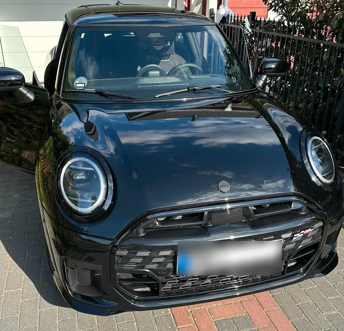 Gebraucht Mini Cooper 114 kW (156 PS) 2025 Schwarz Kleinwagen