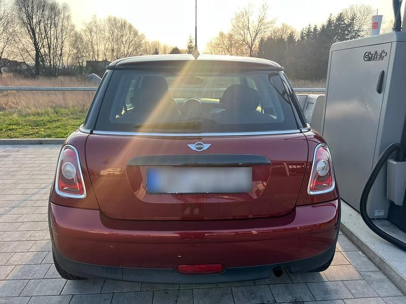 Gebraucht Mini Cooper 75 PS (55 kW) 2009 Rot Kleinwagen