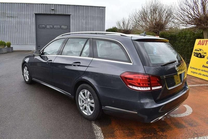 Gebraucht Mercedes E220 Elegance 163 PS (119 kW) 2013 Grau Limousine