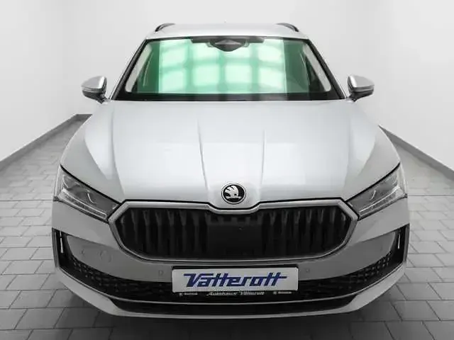 Gebraucht Skoda Superb Suite 150 PS (110 kW) 2024 Grau Kombi